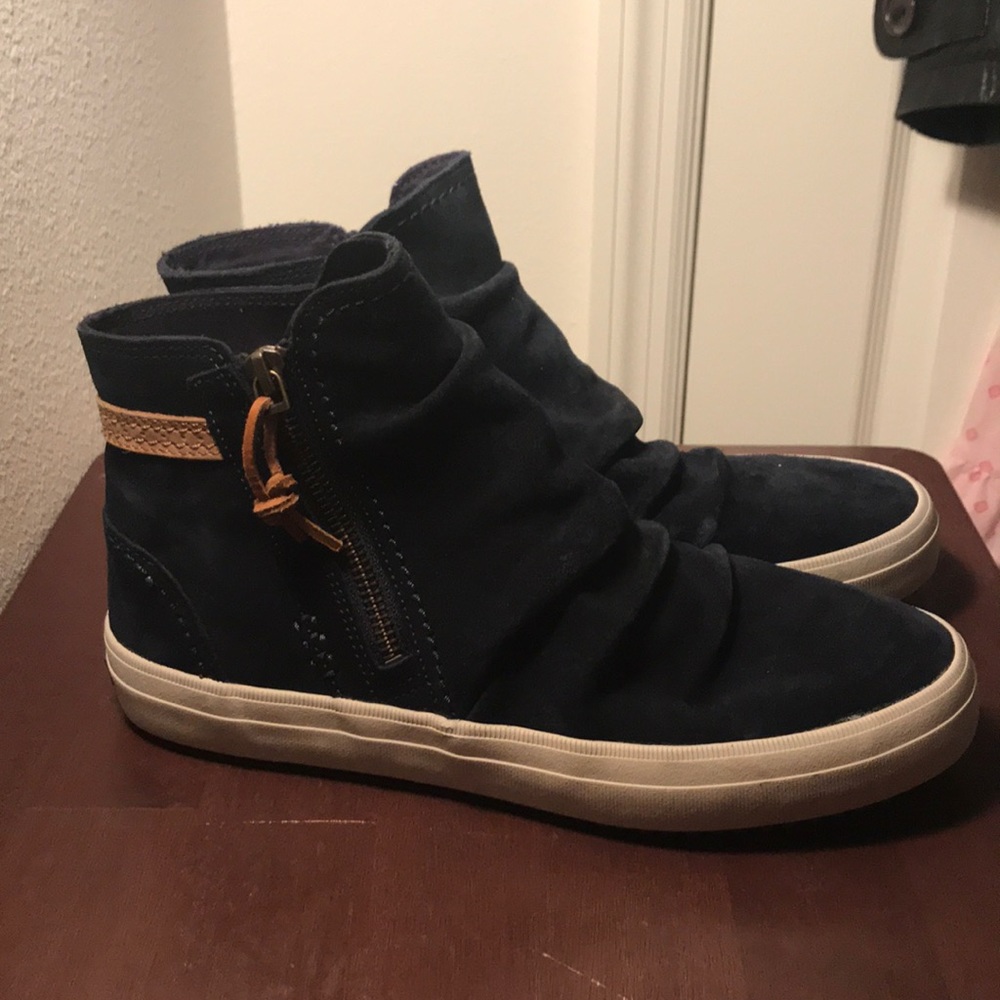 Navy blue boots | Sperry | Women's 8.5